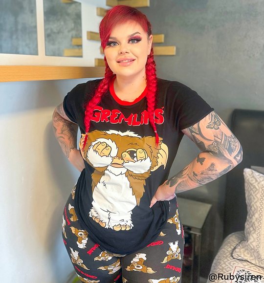 rubysiren rubysiren
