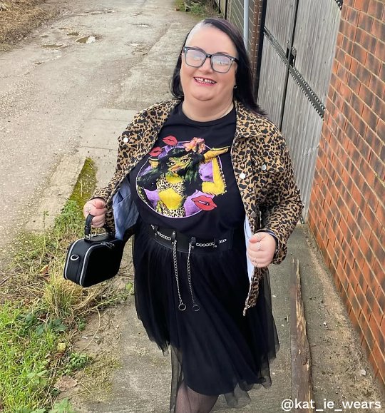 kat_ie_wears kat_ie_wears